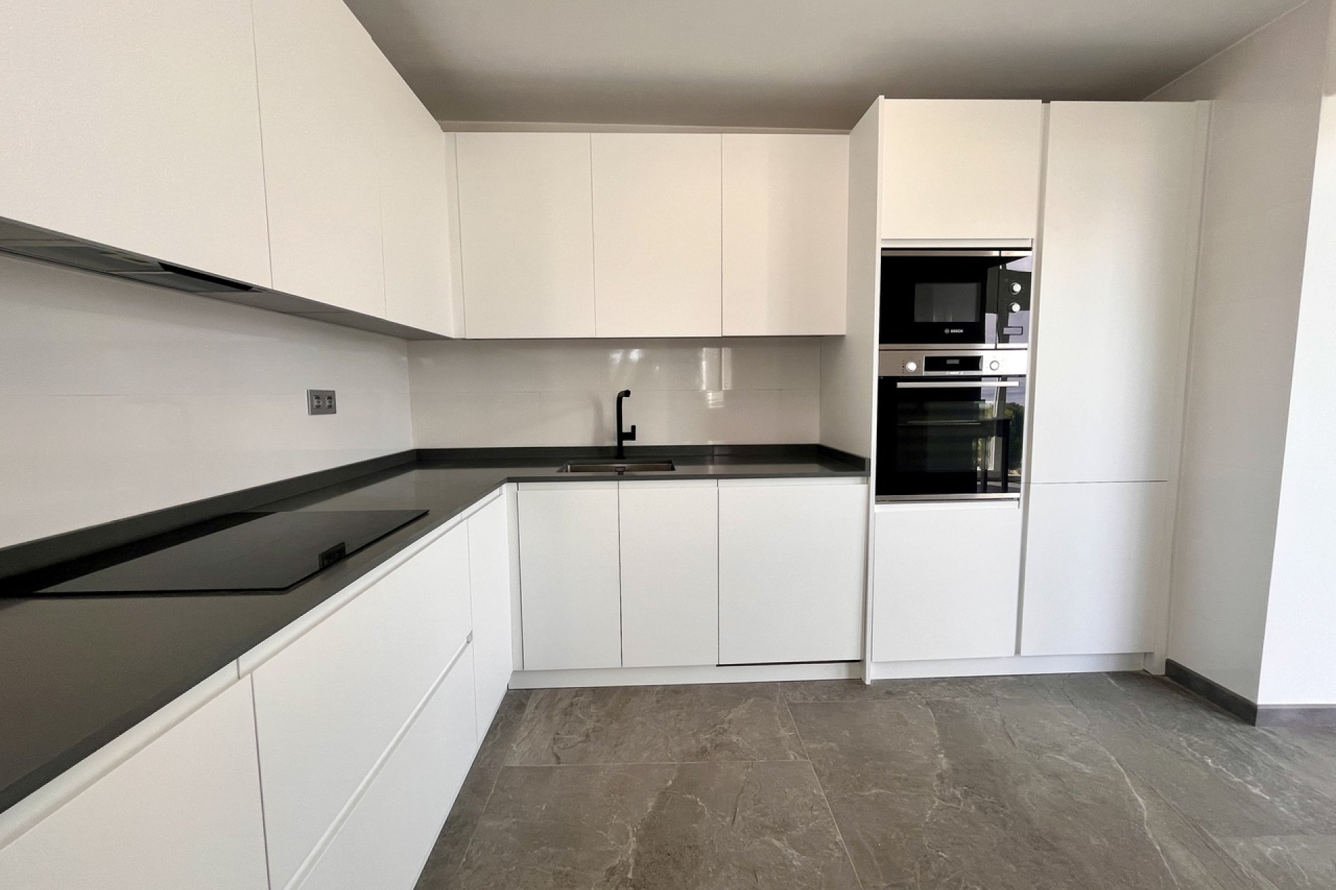 Resale - Villa - Los Balcones