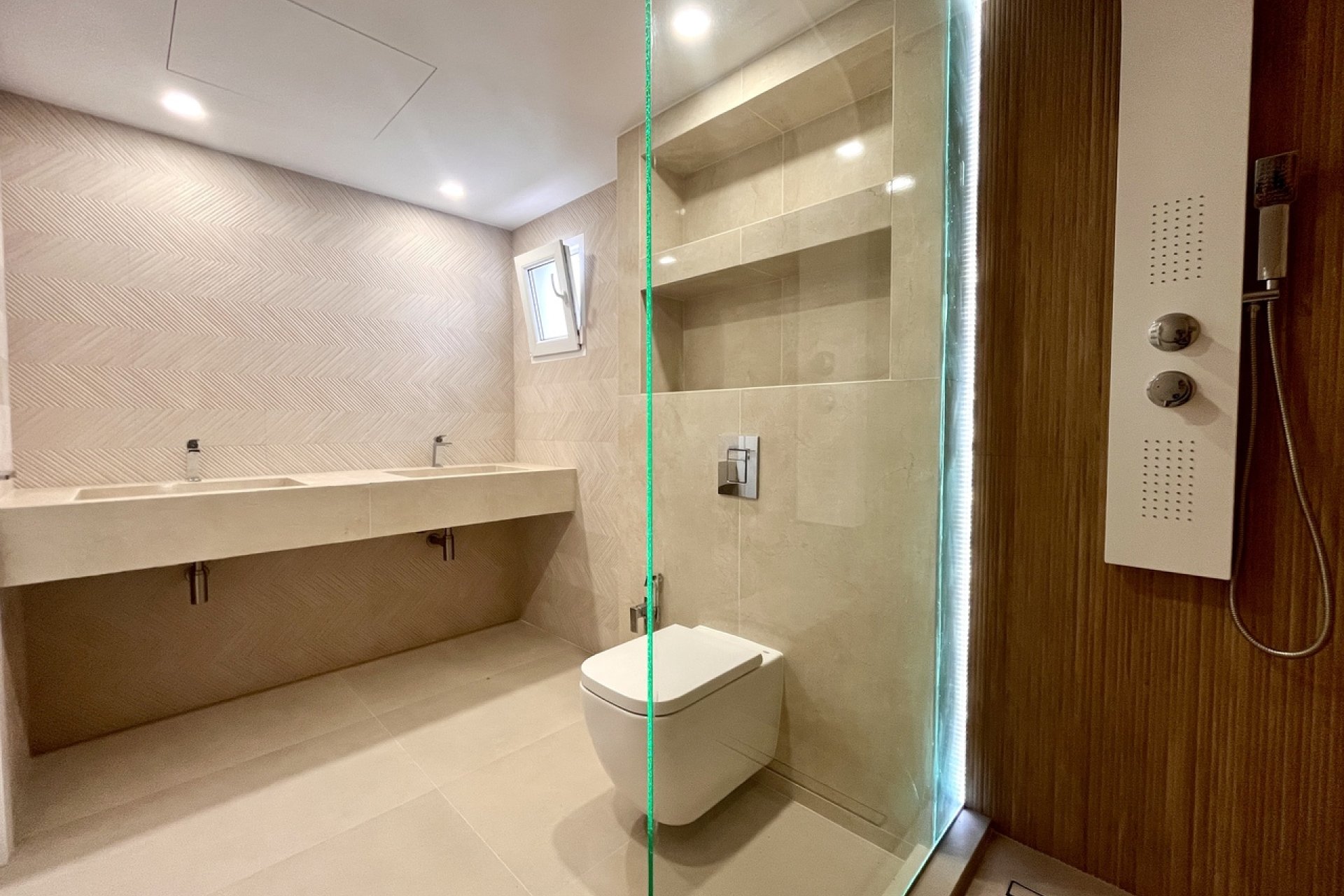 Resale - Villa - Los Balcones