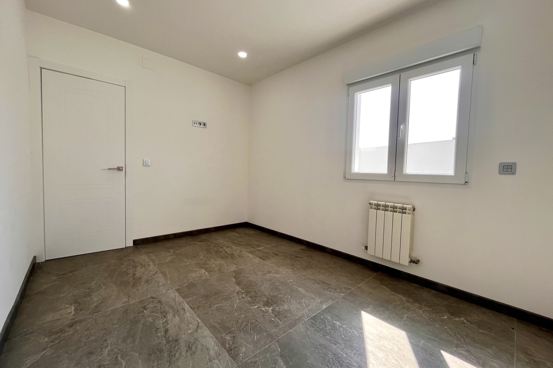 Resale - Villa - Los Balcones