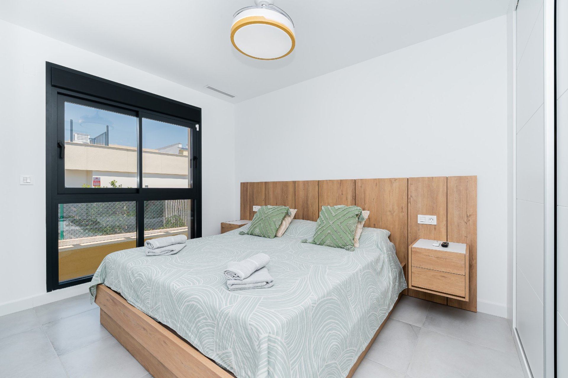 Resale - Villa - Los Montesinos