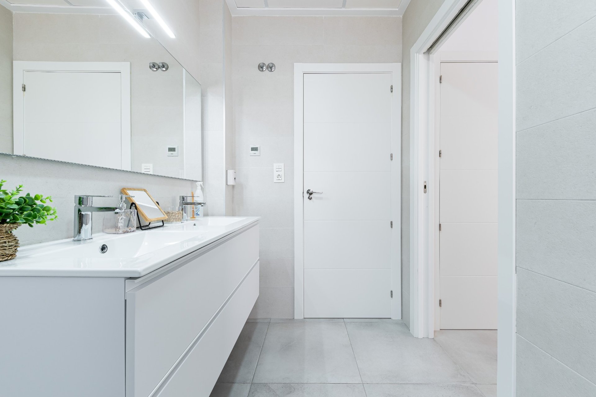 Resale - Villa - Los Montesinos