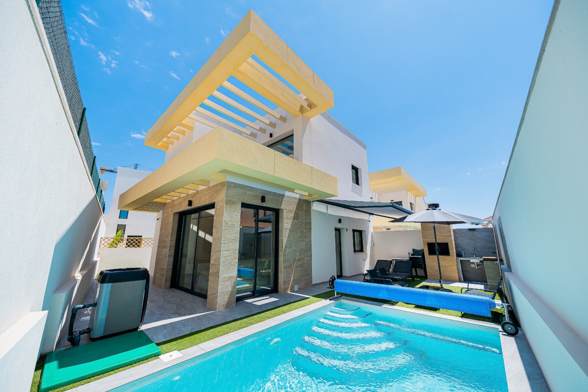 Resale - Villa - Los Montesinos