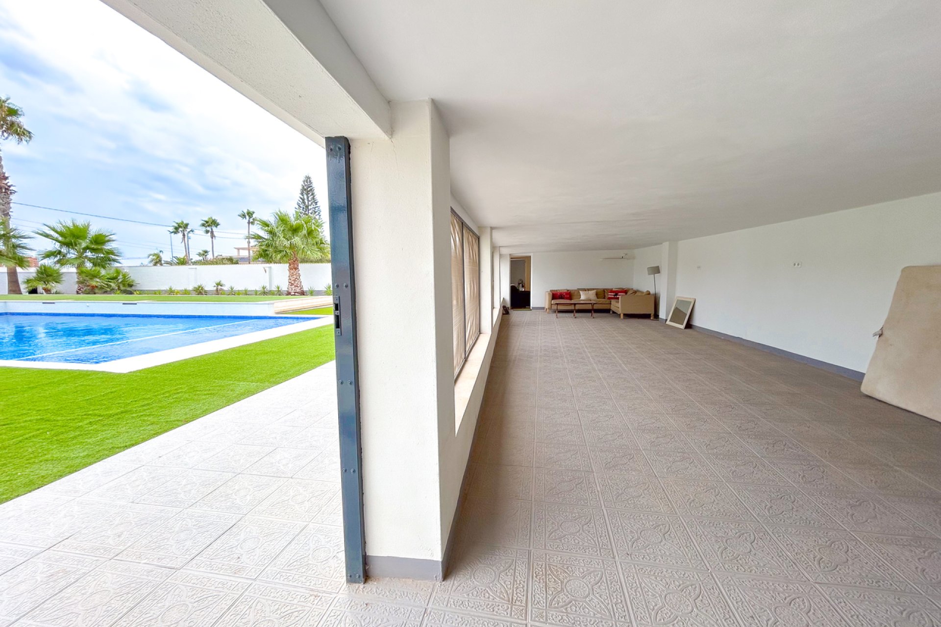 Resale - Villa - Los Montesinos