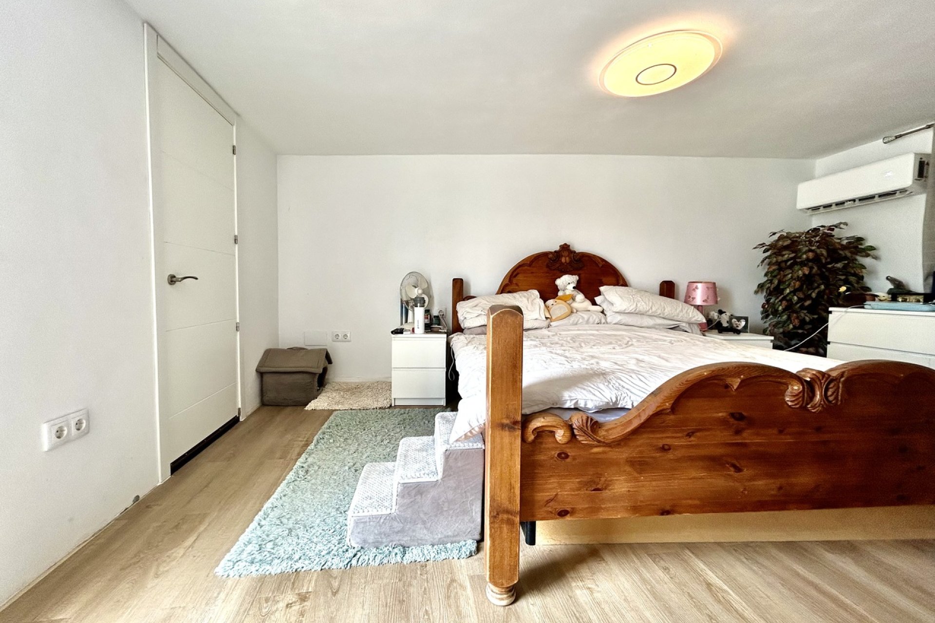 Resale - Villa - Los Montesinos