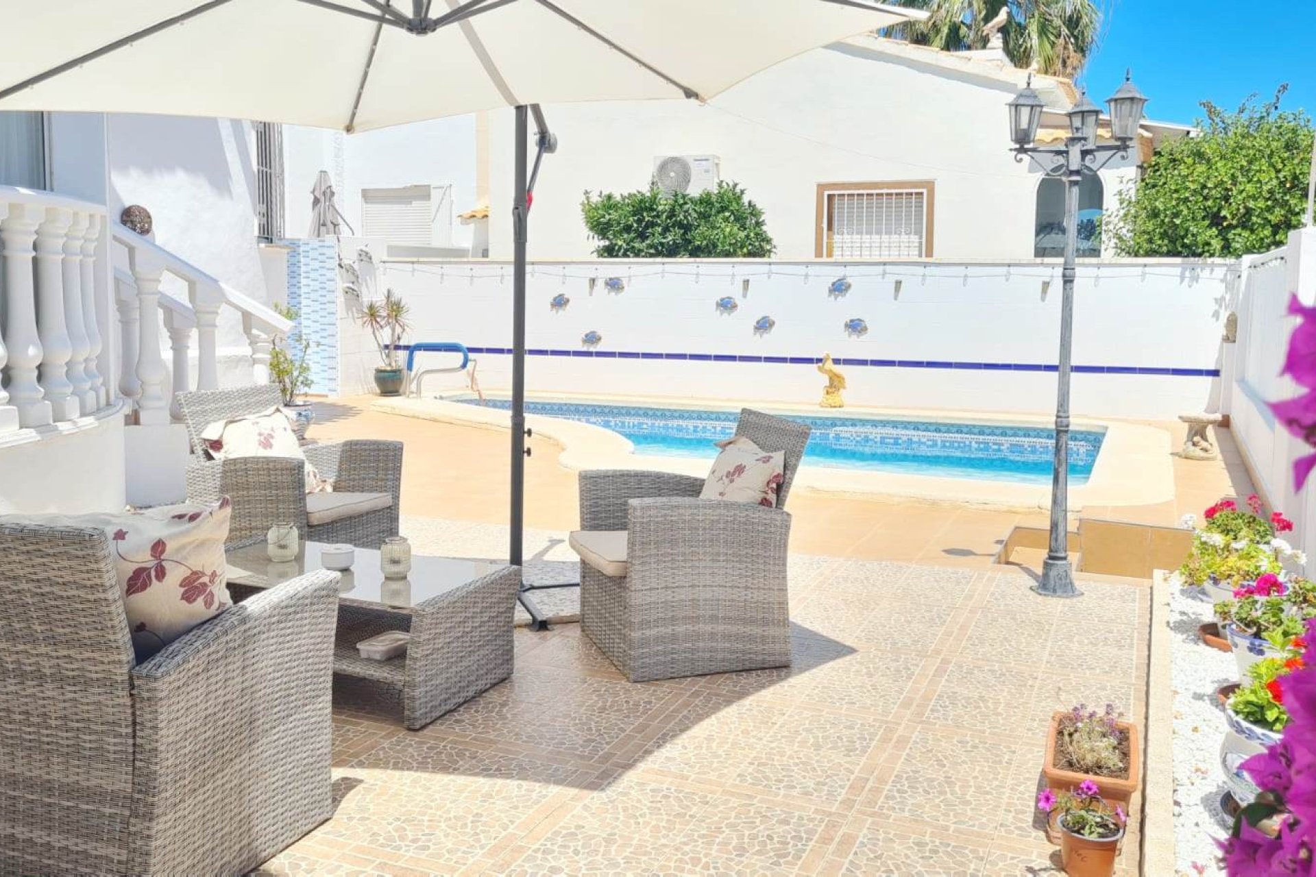 Resale - Villa - Orihuela Costa - La Florida