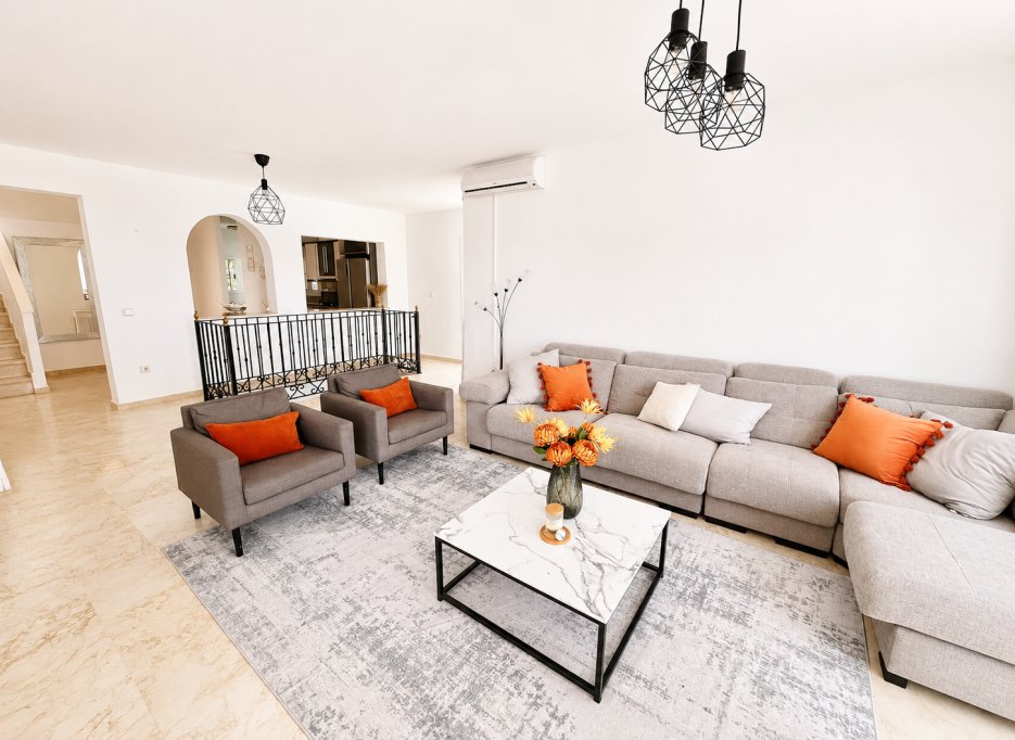 Resale - Villa - Orihuela Costa - Lomas De Campoamor-las Ramblas