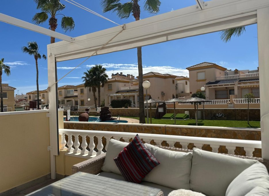 Resale - Villa - Orihuela Costa - Los Dolses