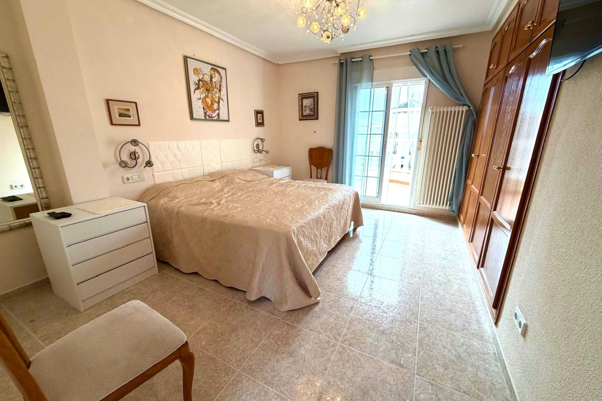 Resale - Villa - Orihuela Costa - Villamartín-Las Filipinas