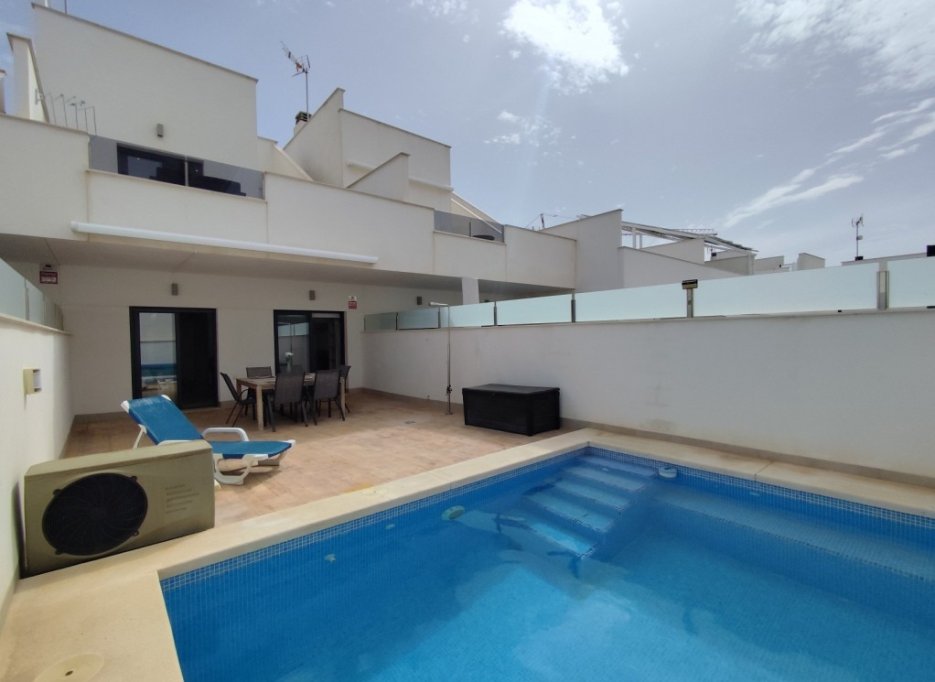 Resale - Villa - Pilar de la Horadada