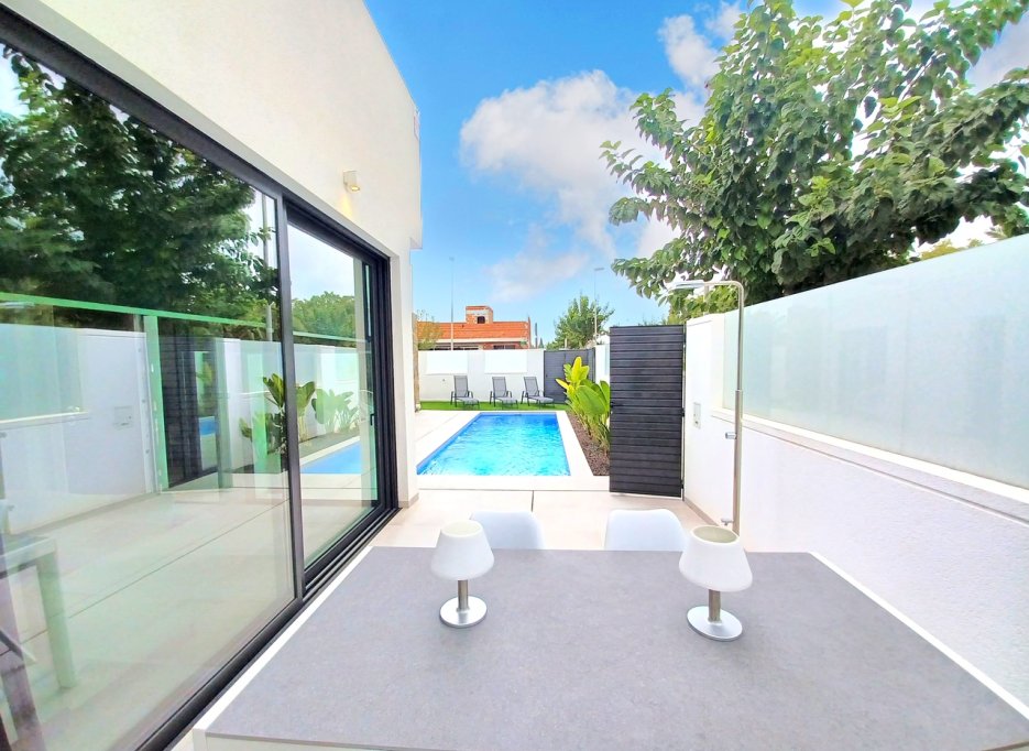 Resale - Villa - Pilar de la Horadada