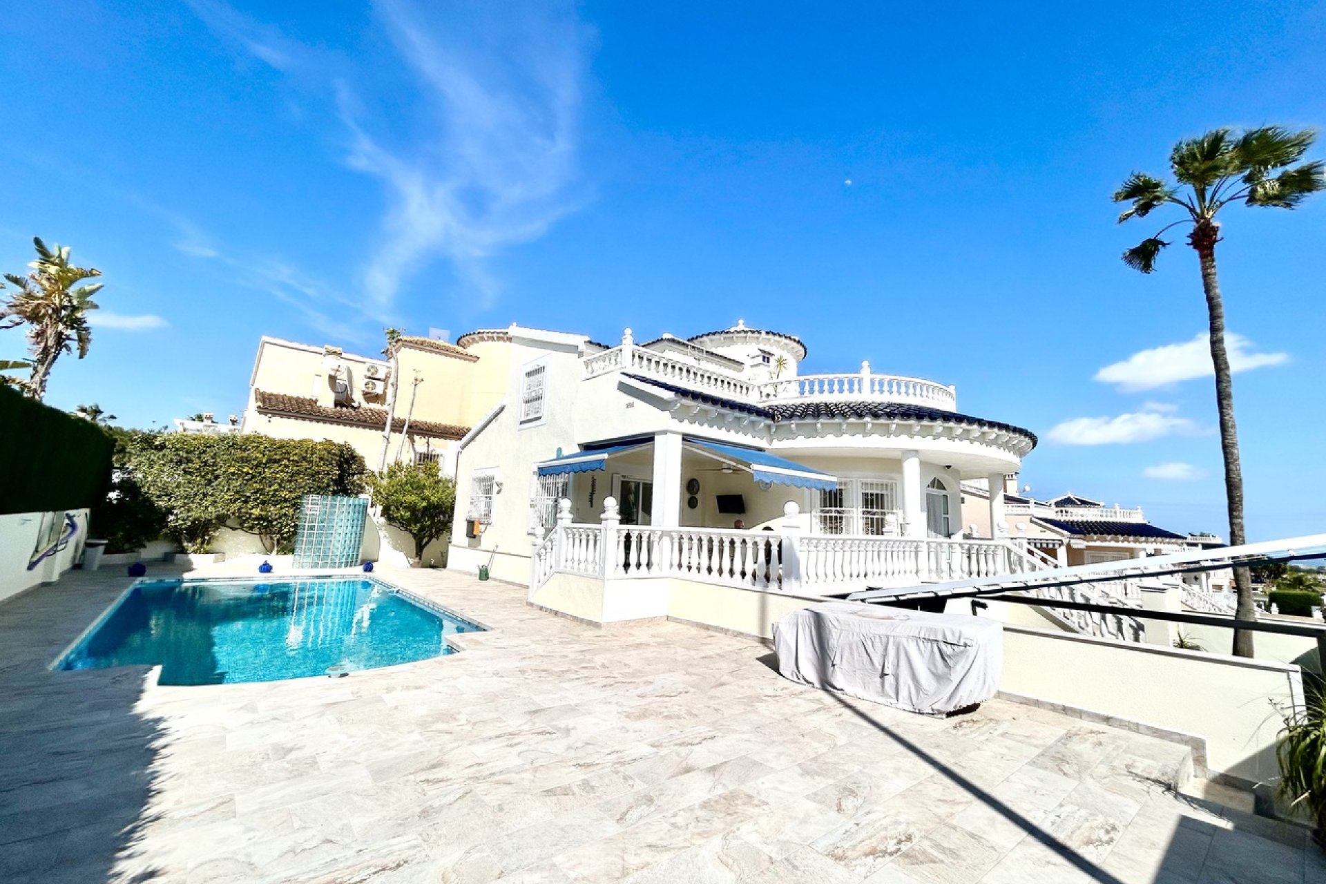 Resale - Villa - Pinar de Campoverde