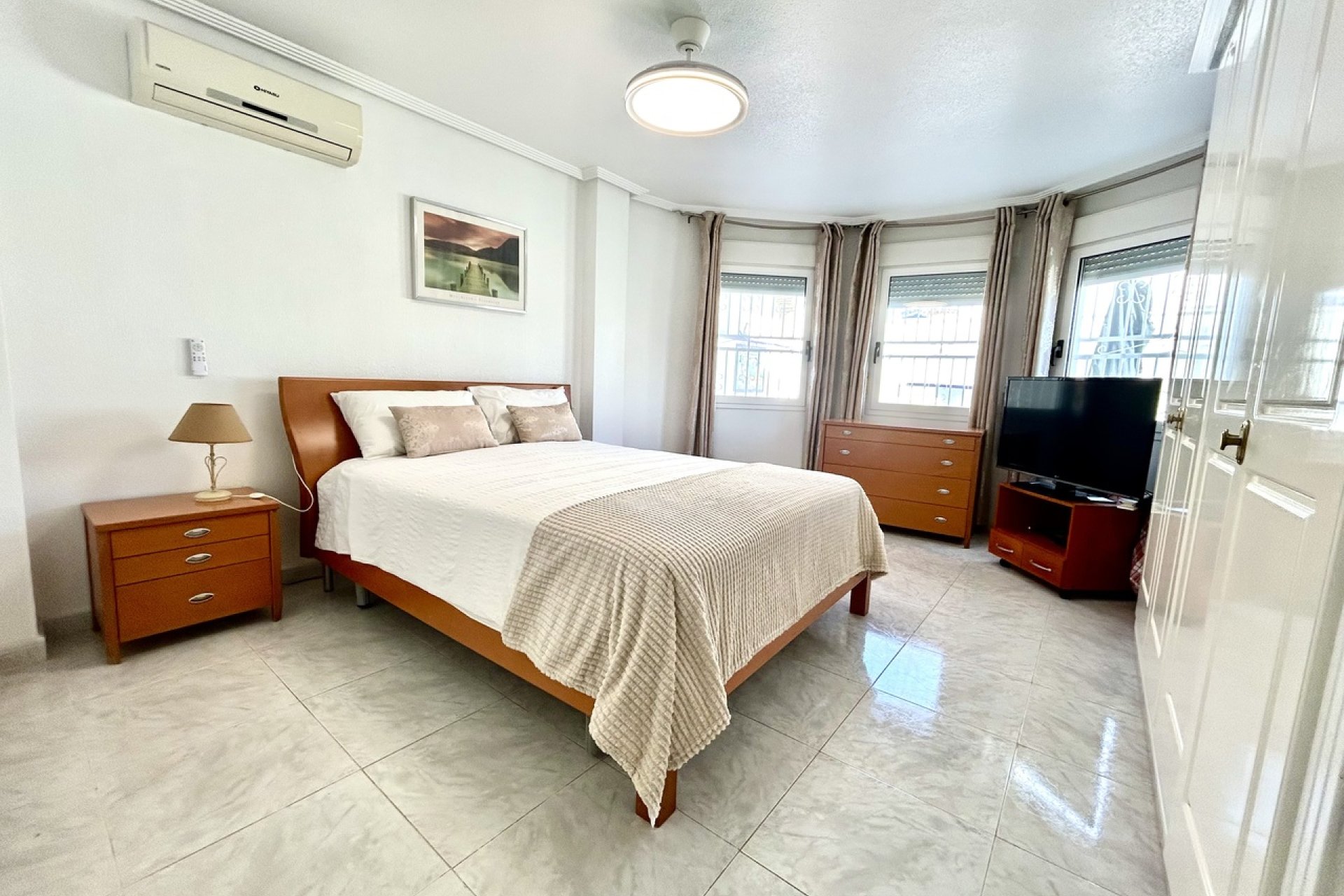 Resale - Villa - Pinar de Campoverde