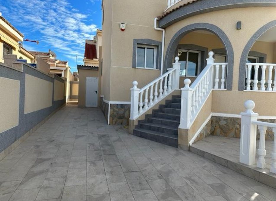 Resale - Villa - Rojales - Cuidad Quesada