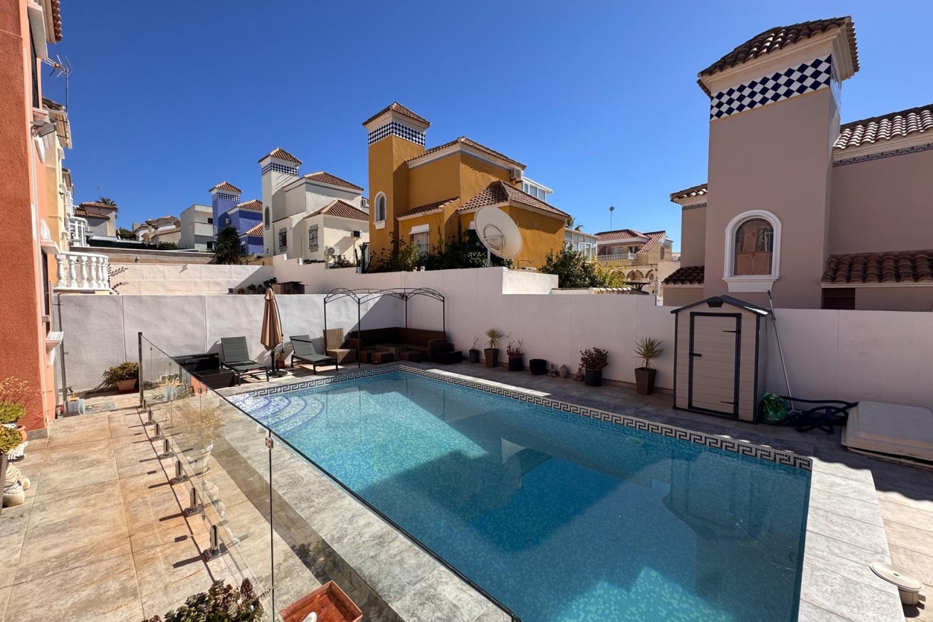 Resale - Villa - San Miguel de Salinas - Blue Lagoon