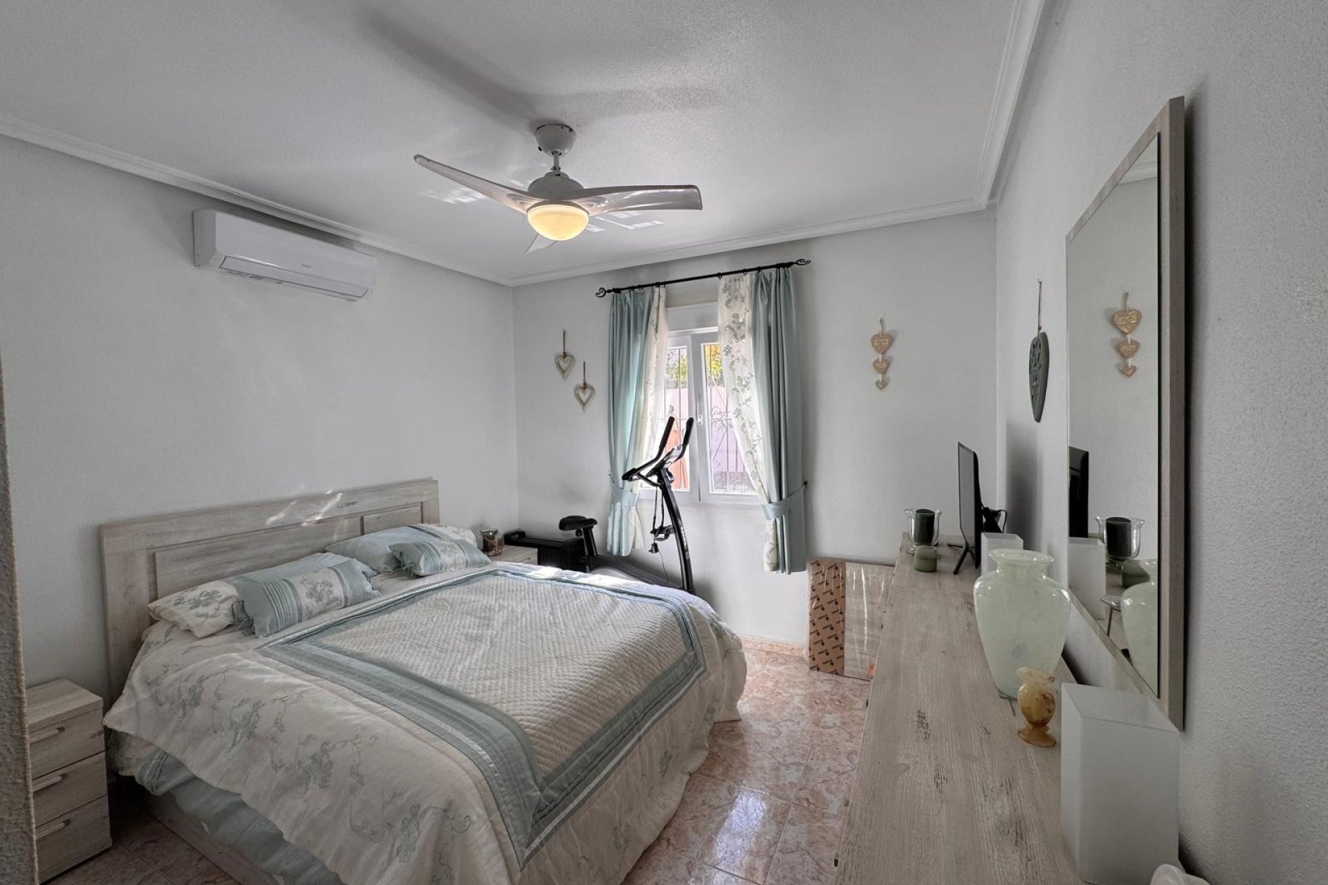 Resale - Villa - San Miguel de Salinas - Blue Lagoon