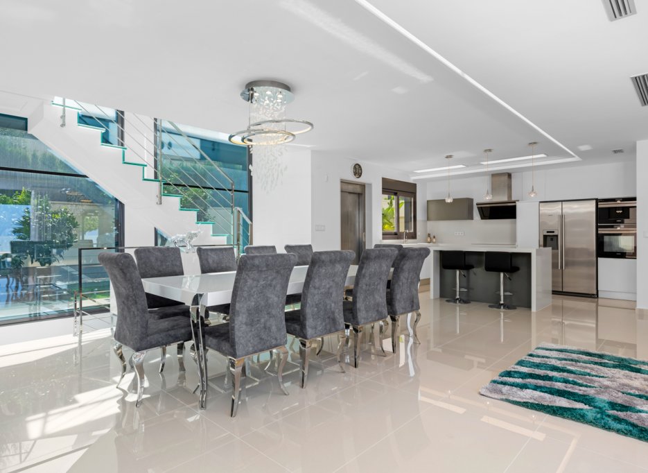 Resale - Villa - San Miguel de Salinas - San Miguel Salinas