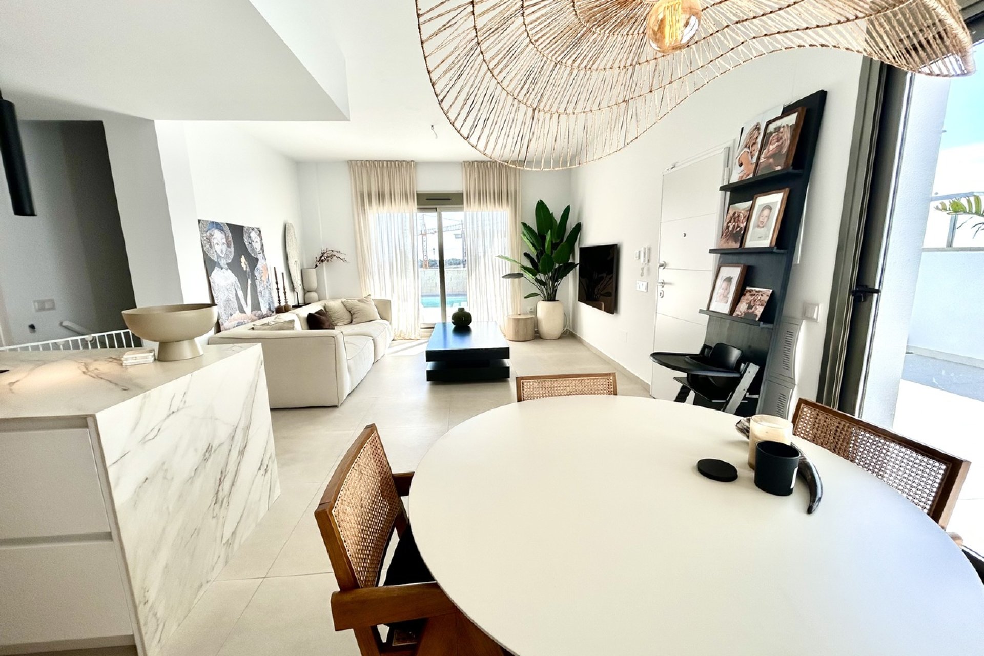 Resale - Villa - San Miguel de Salinas