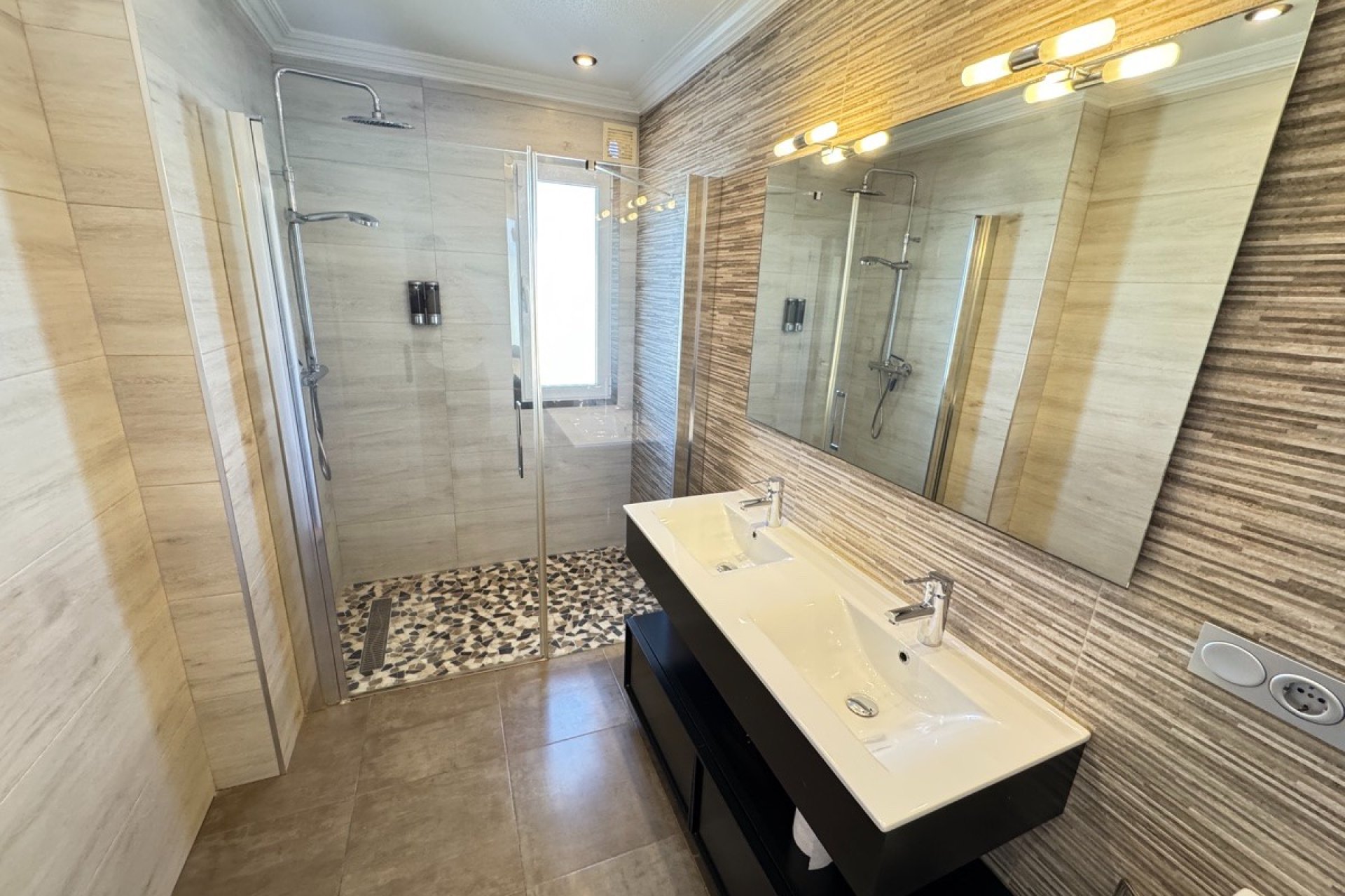 Resale - Villa - San Miguel de Salinas