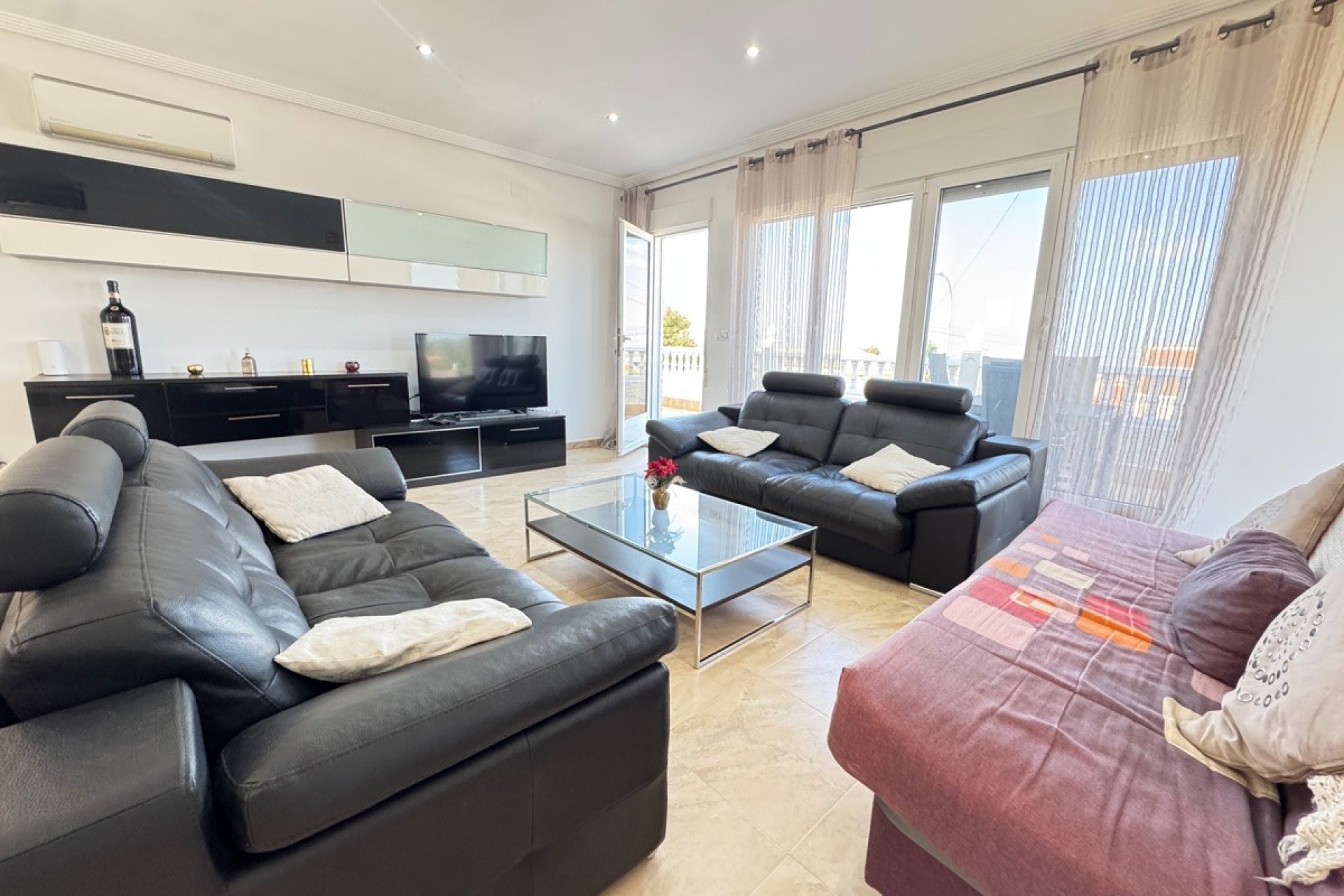 Resale - Villa - San Miguel de Salinas