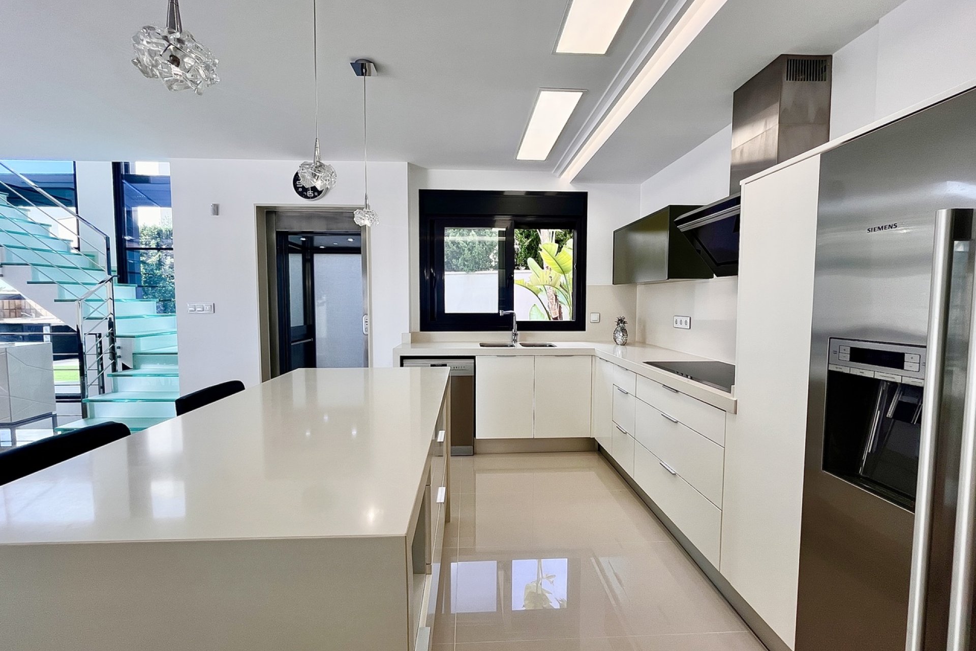 Resale - Villa - San Miguel de Salinas