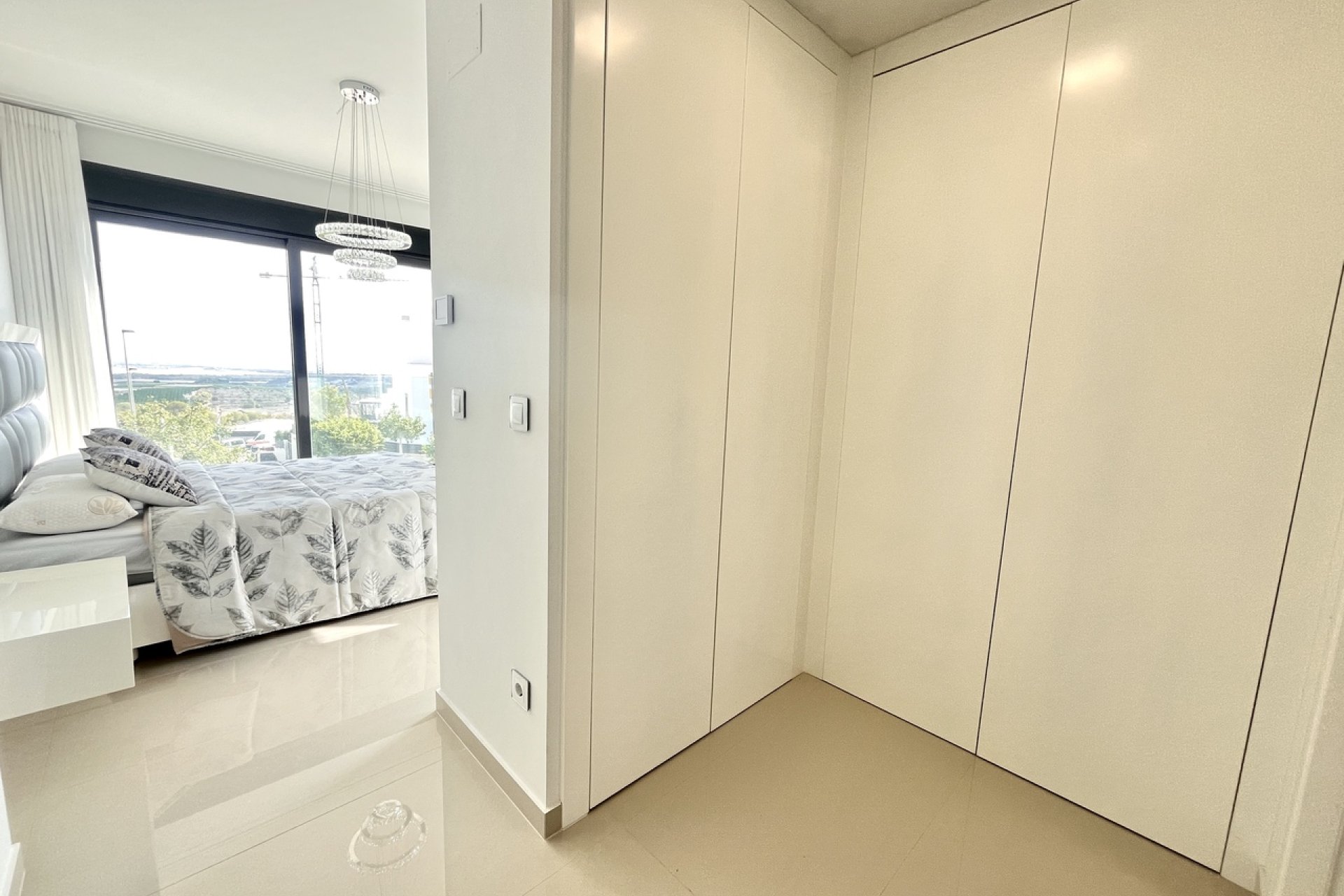 Resale - Villa - San Miguel de Salinas