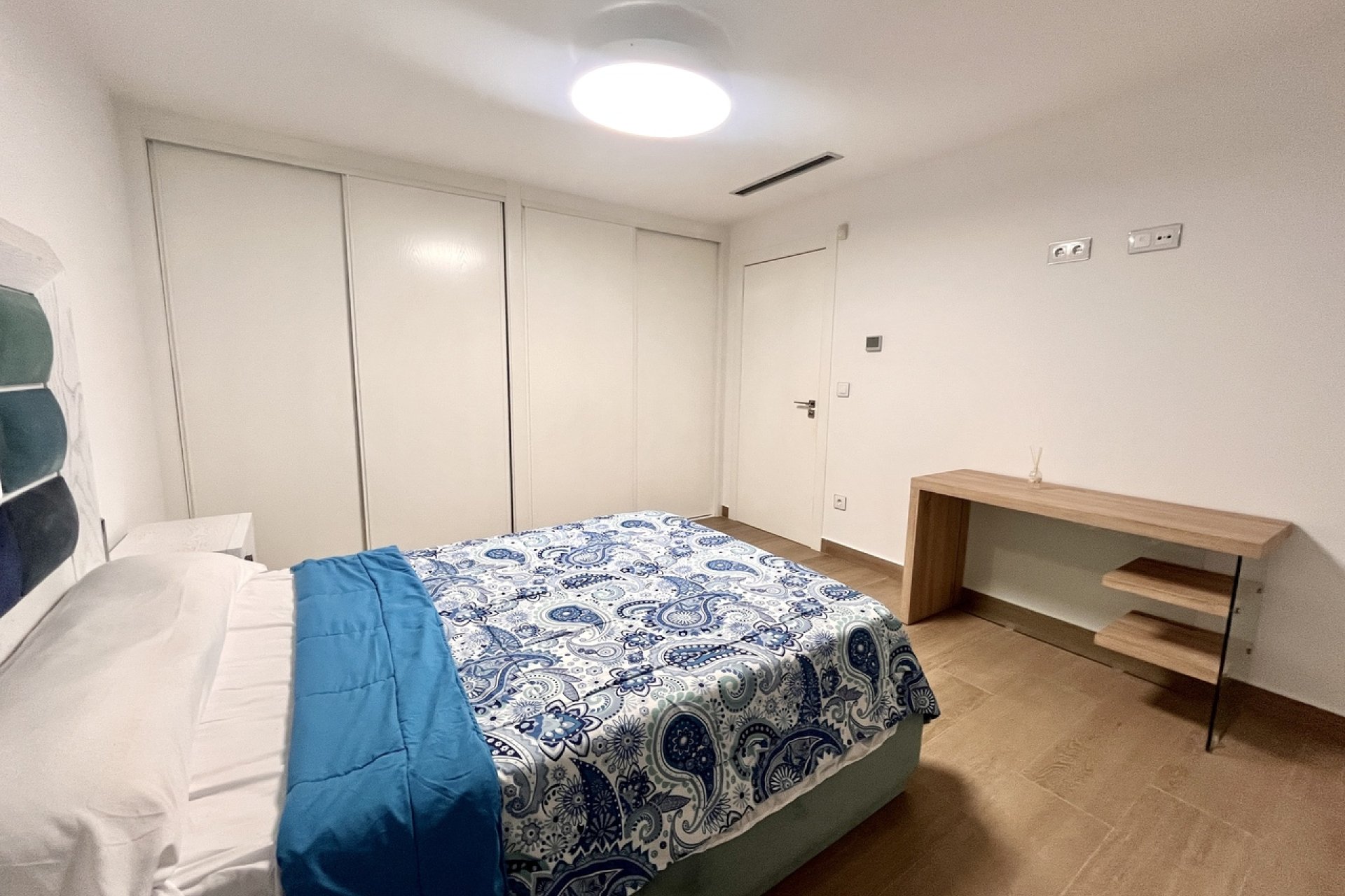 Resale - Villa - San Miguel de Salinas