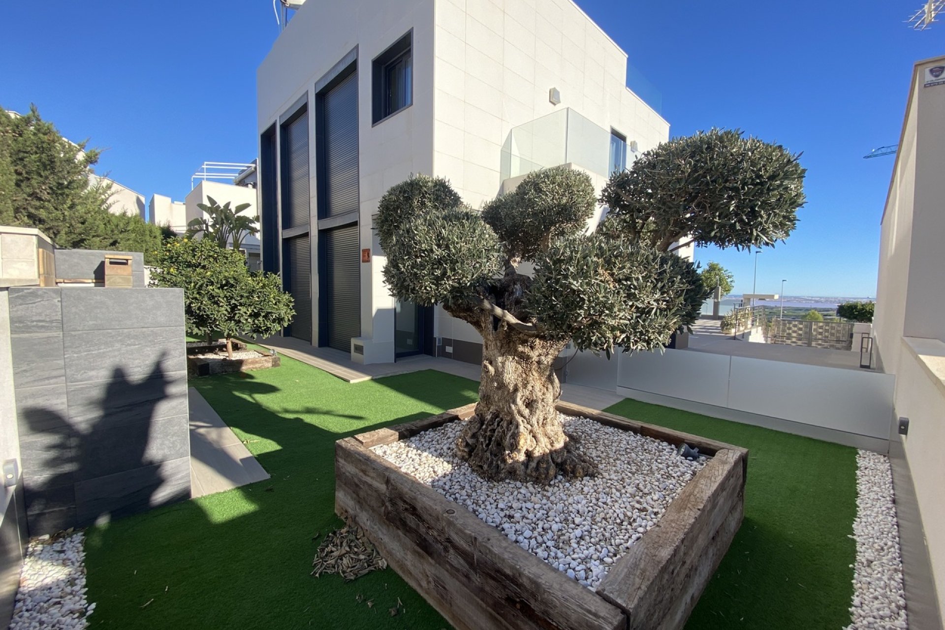 Resale - Villa - San Miguel de Salinas