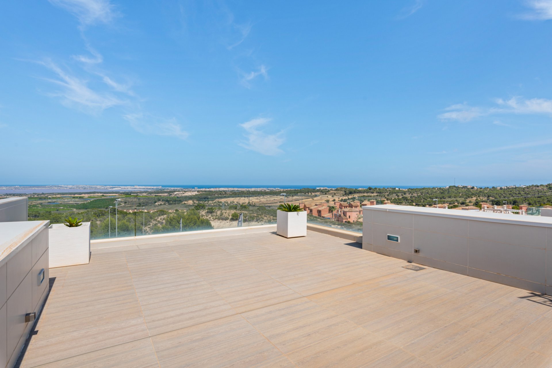 Resale - Villa - San Miguel - San Miguel Salinas