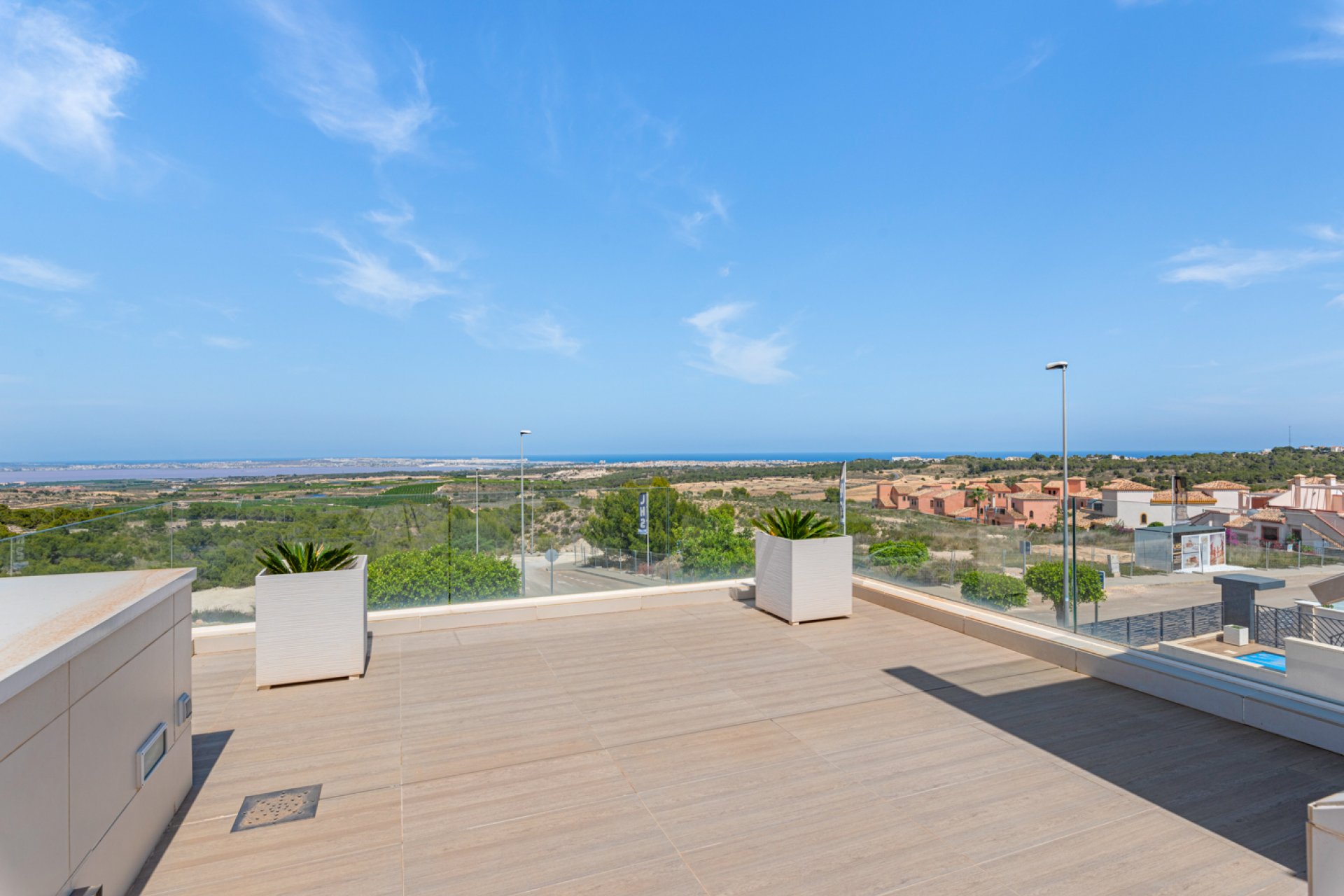 Resale - Villa - San Miguel - San Miguel Salinas