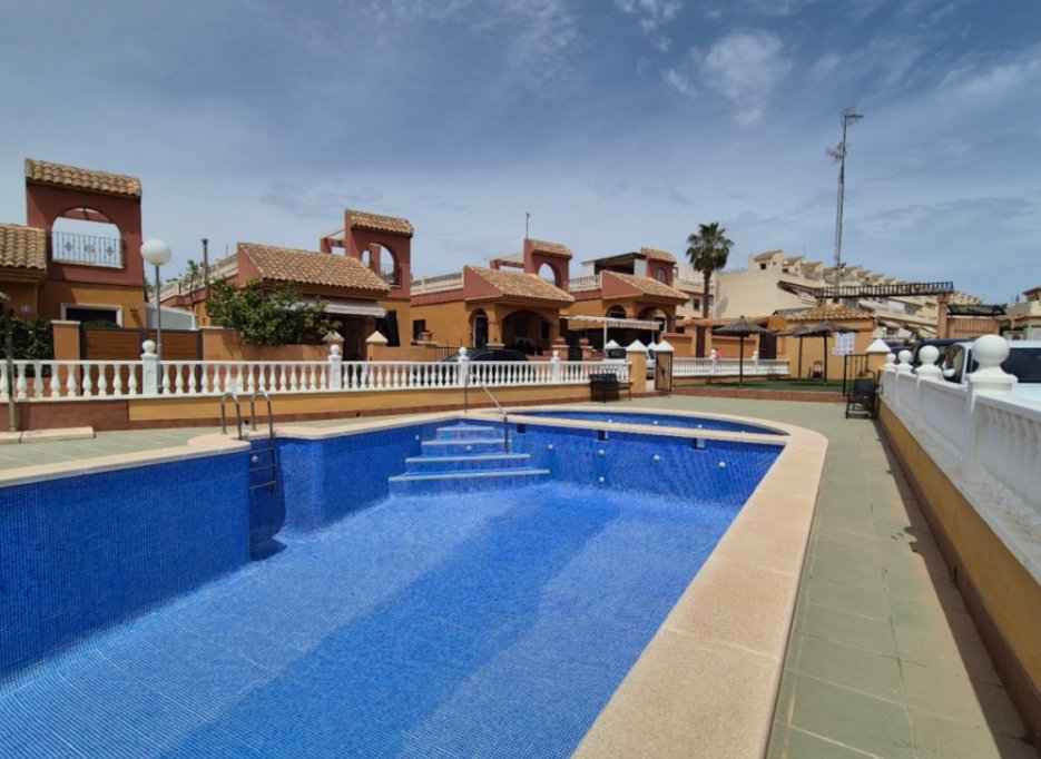 Resale - Villa - Torrevieja - Costa Blanca Sur