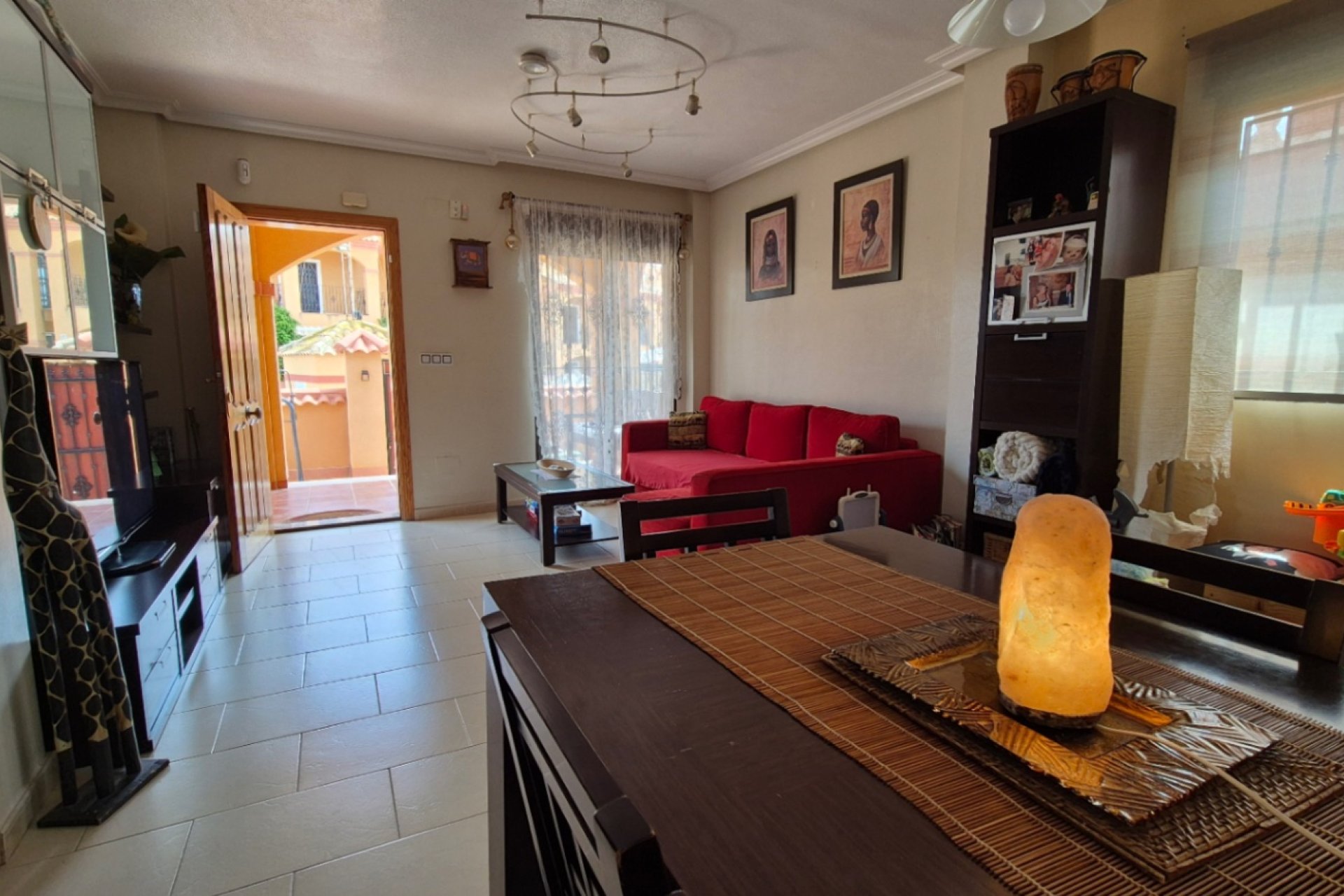 Resale - Villa - Torrevieja - Costa Blanca Sur