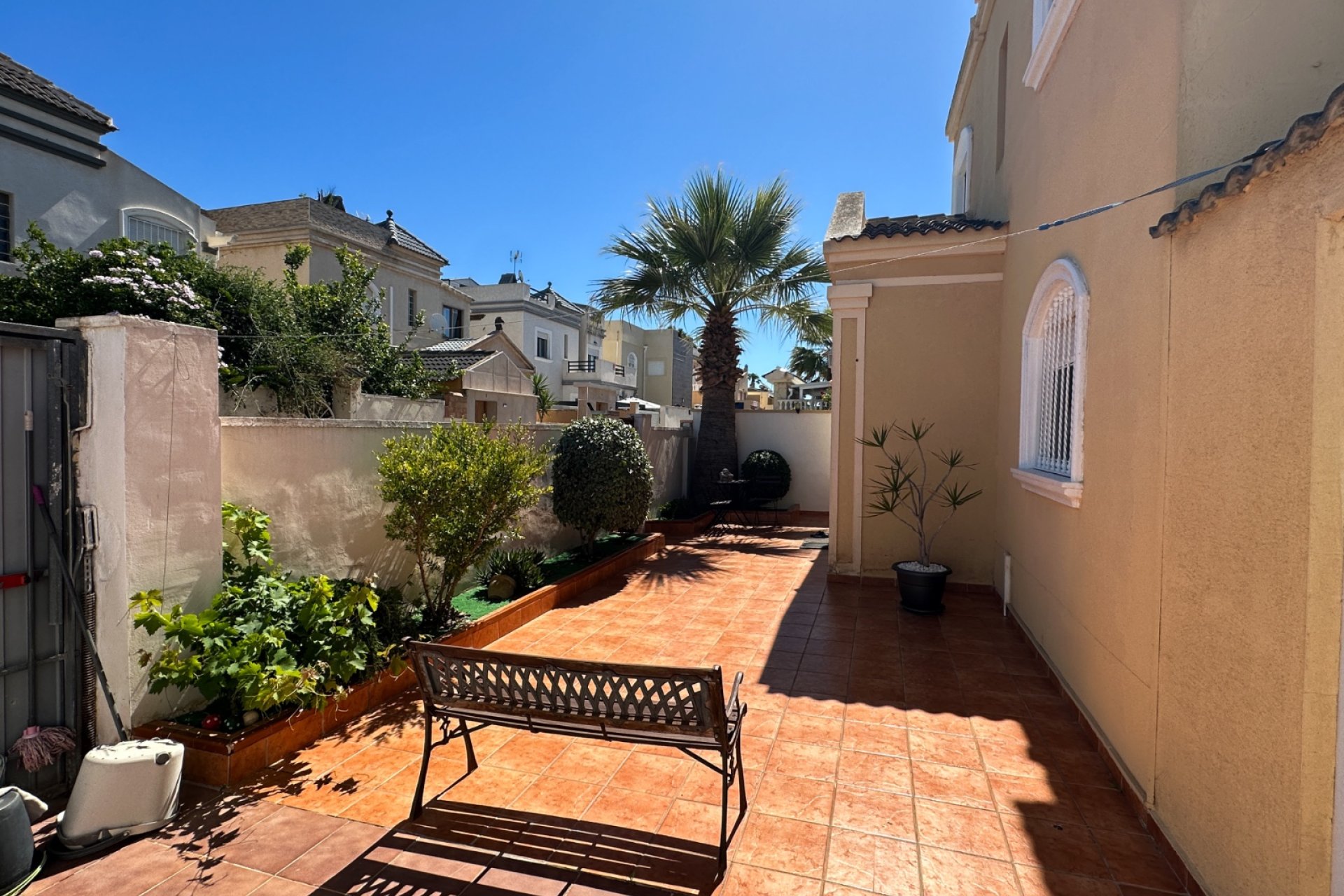 Resale - Villa - Torrevieja - Nueva Torrevieja - Aguas Nuevas