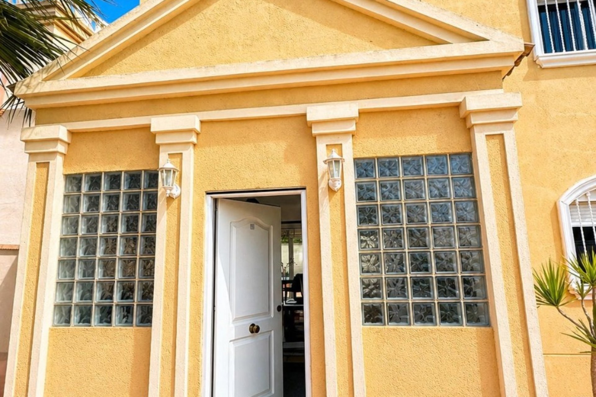 Resale - Villa - Torrevieja - Nueva Torrevieja - Aguas Nuevas