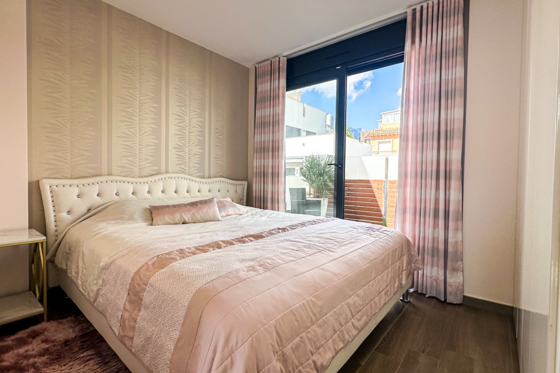 Resale - Villa - Torrevieja - Nueva Torrevieja - Aguas Nuevas