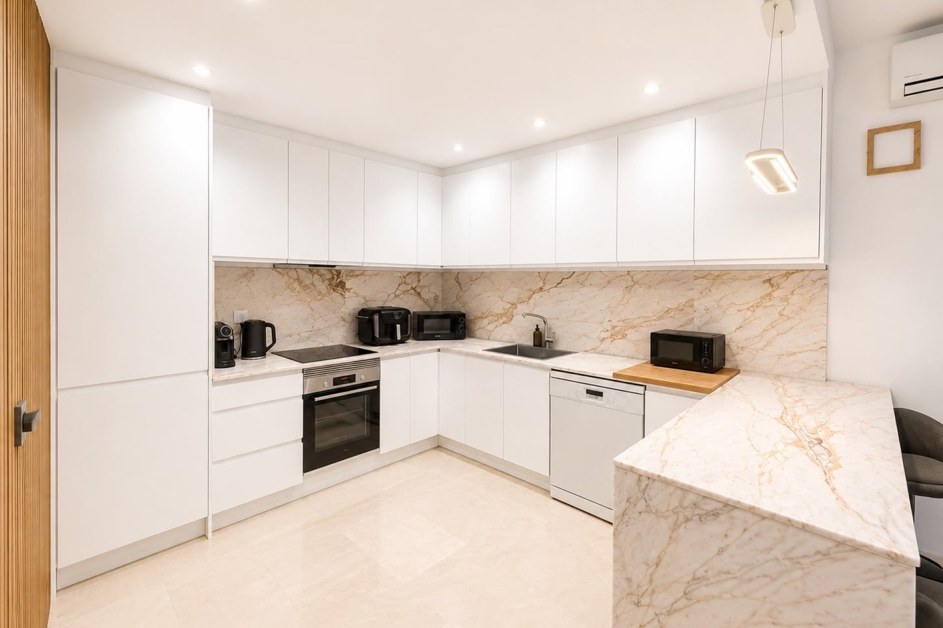 Resale - Villa - Villamartín - Villamartin