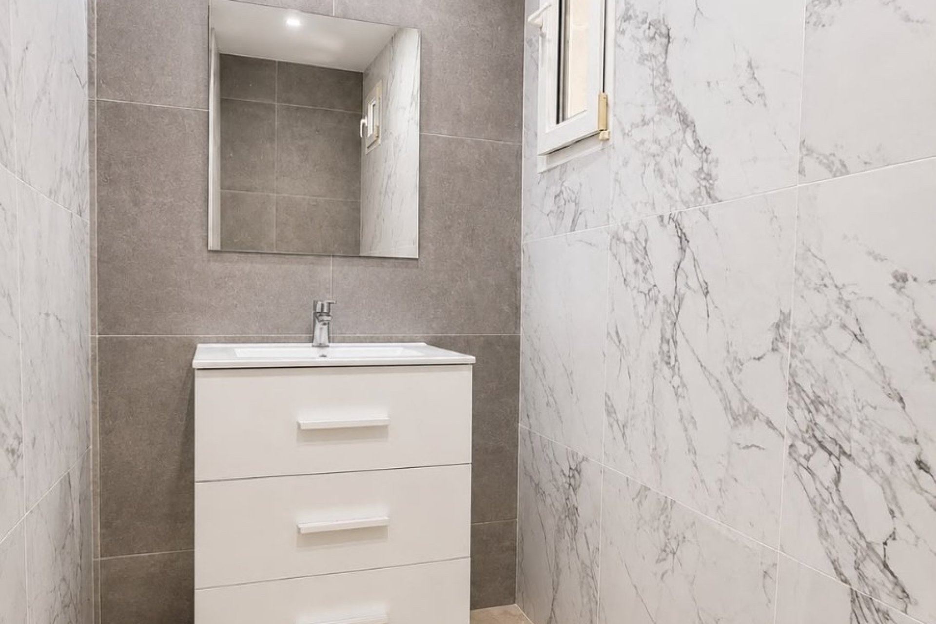 Resale - Villa - Villamartín - Villamartin