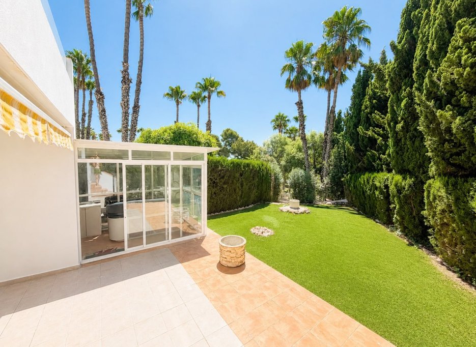 Resale - Villa - Villamartín - Villamartin