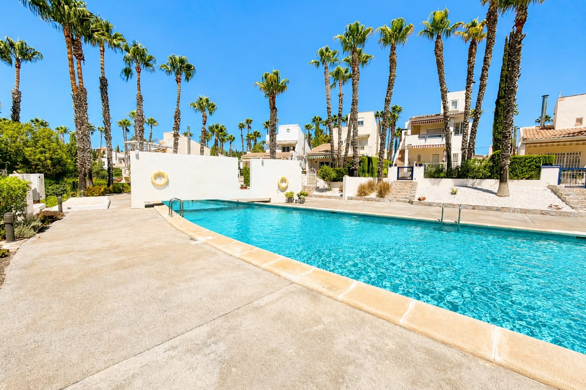 Resale - Villa - Villamartín - Villamartin
