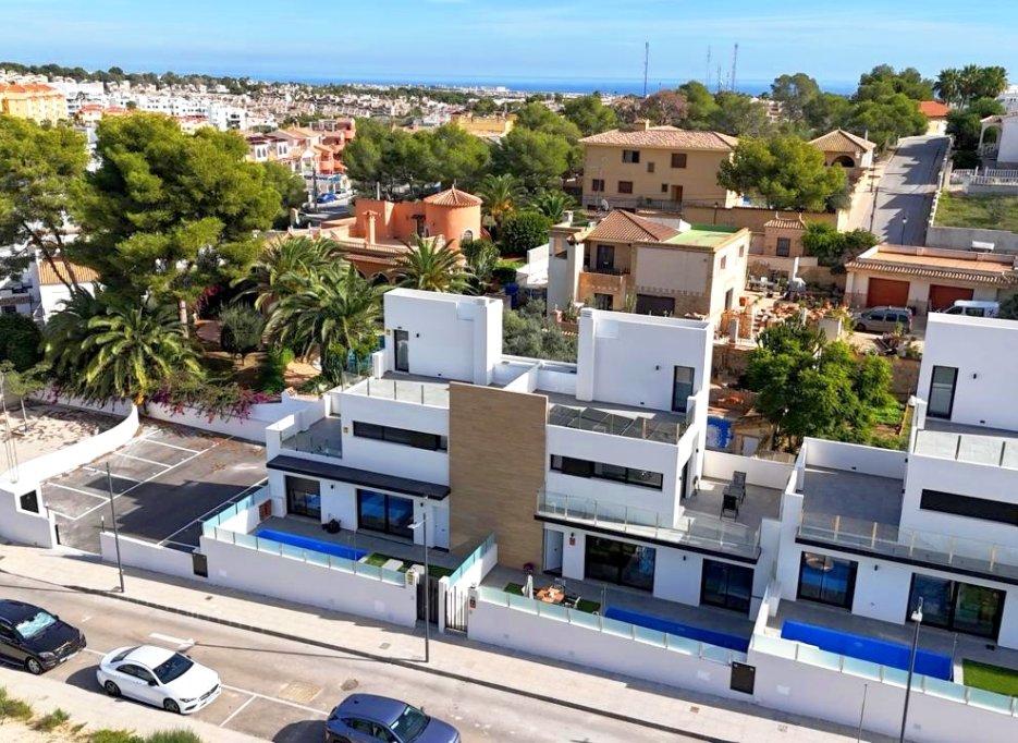 Resale - Villa - Villamartín