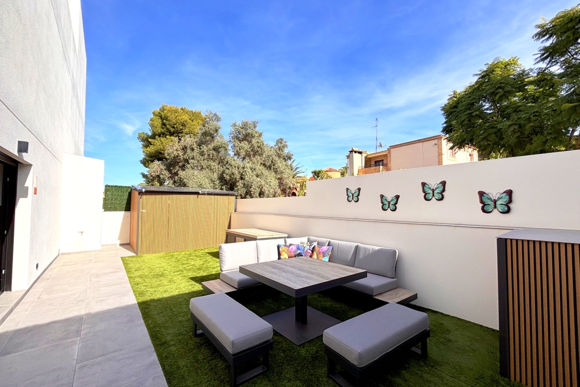 Resale - Villa - Villamartín