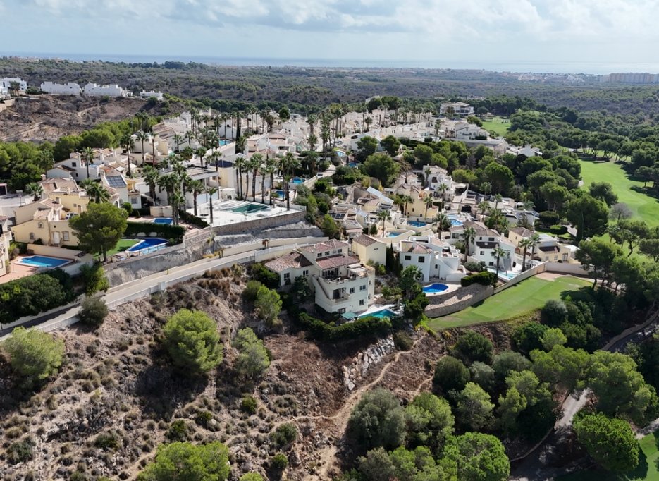 Resale - Villa - Villamartín