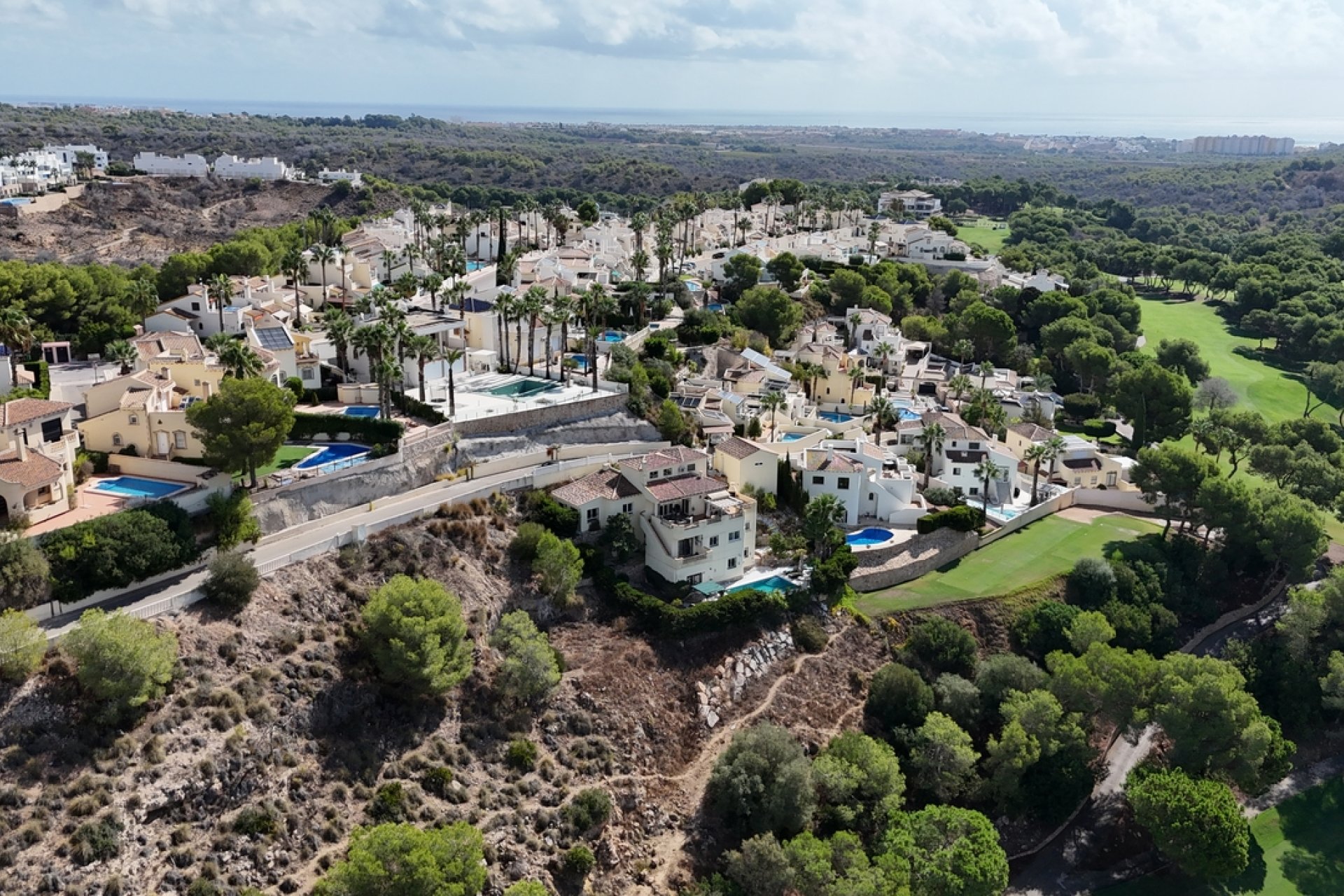 Resale - Villa - Villamartín