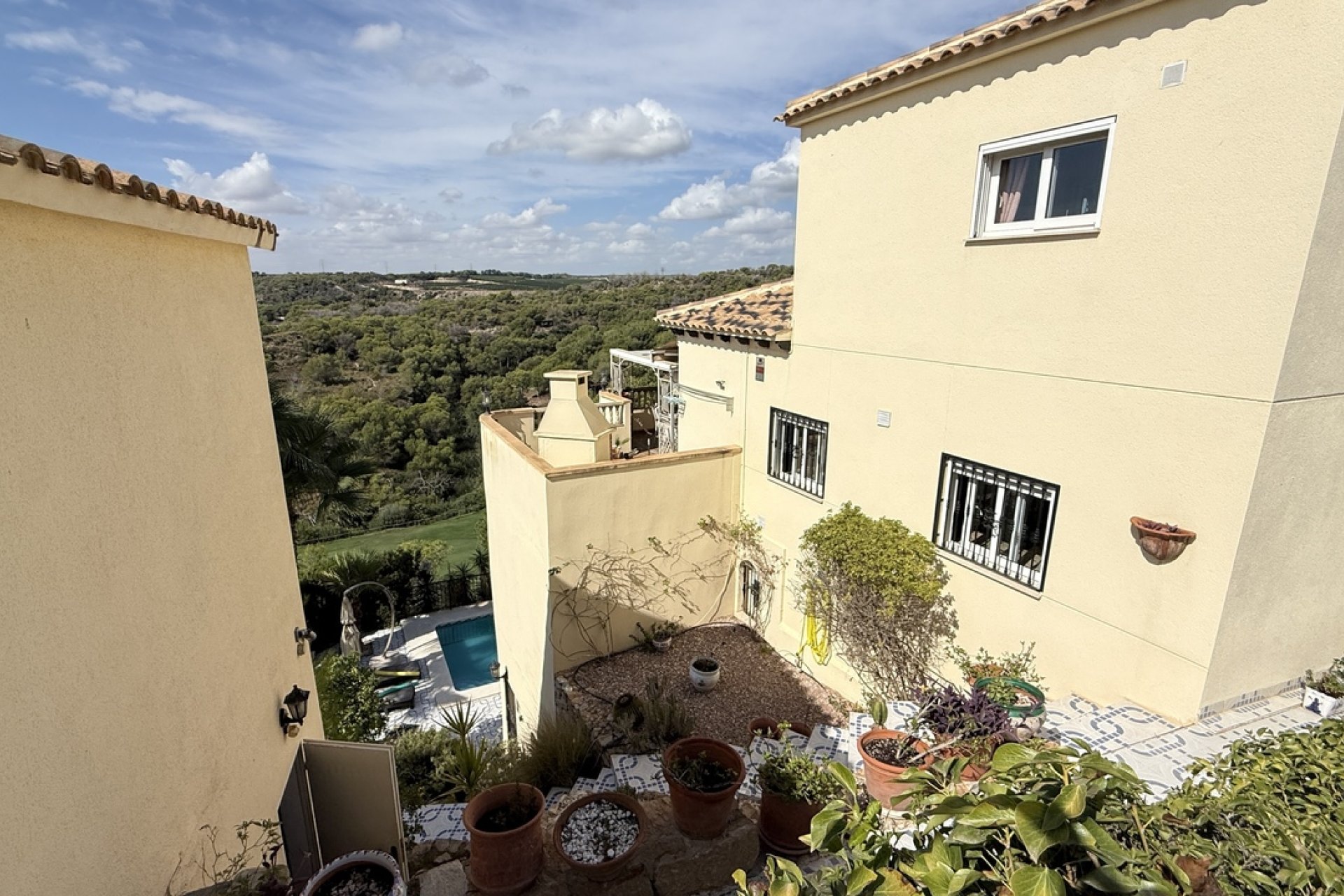 Resale - Villa - Villamartín