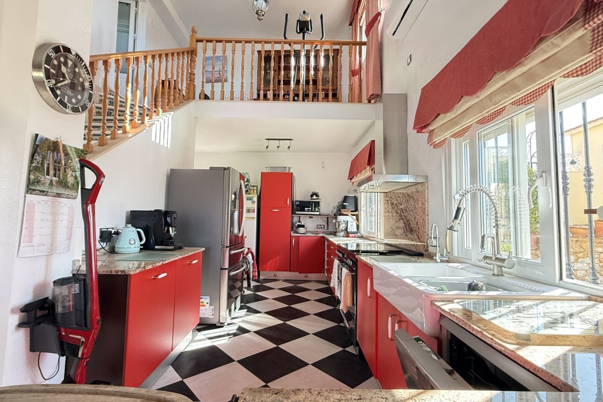 Resale - Villa - Villamartín