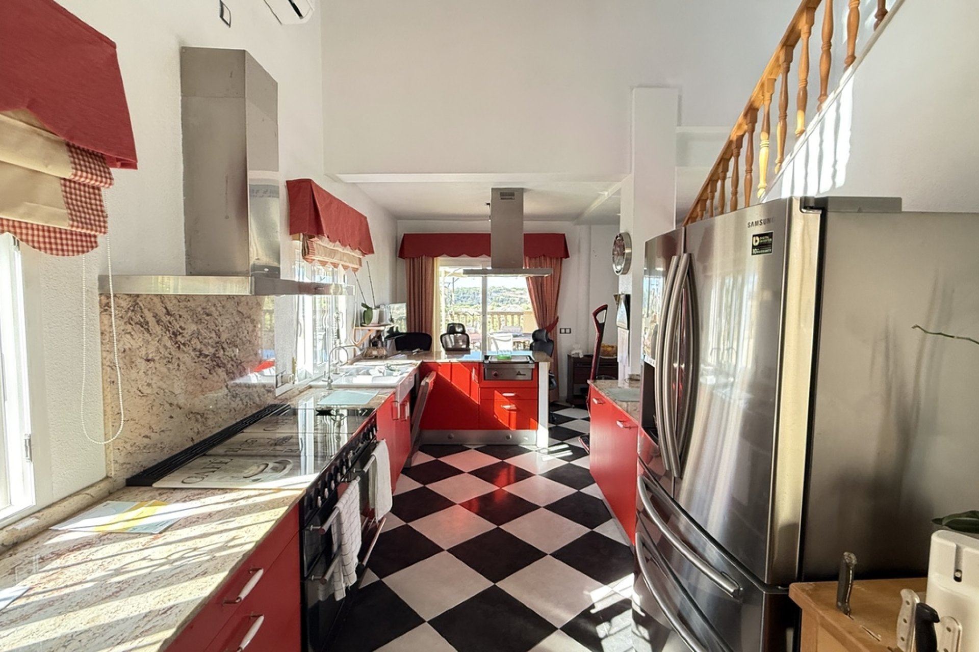 Resale - Villa - Villamartín
