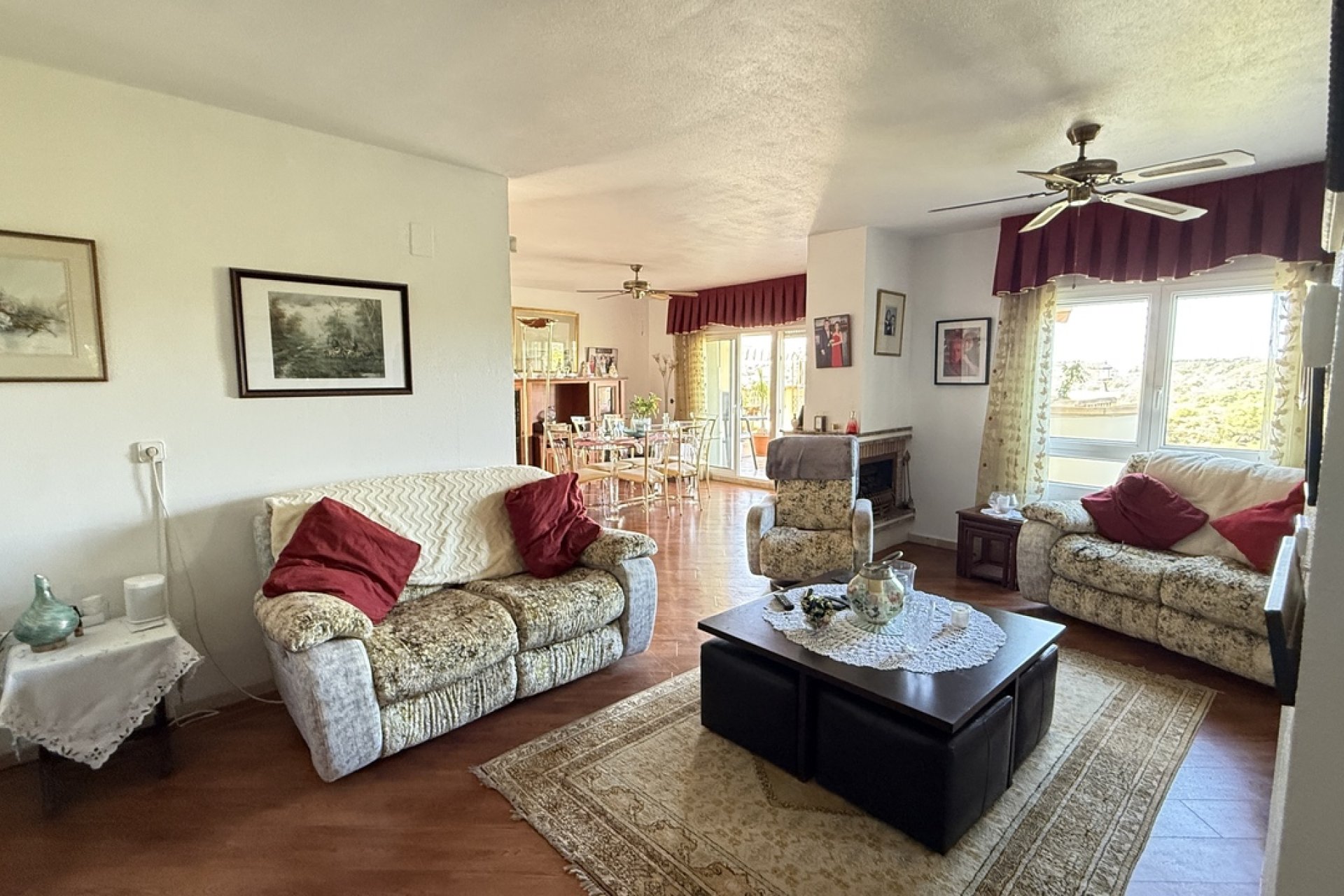 Resale - Villa - Villamartín