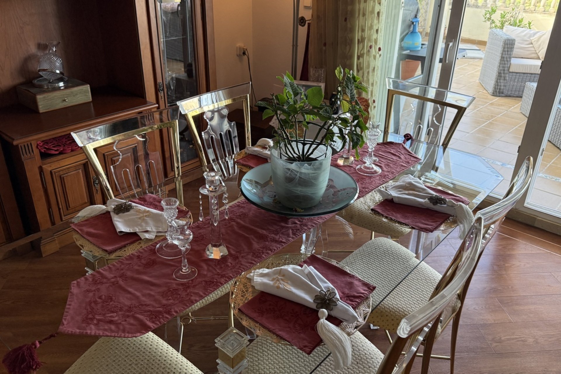 Resale - Villa - Villamartín