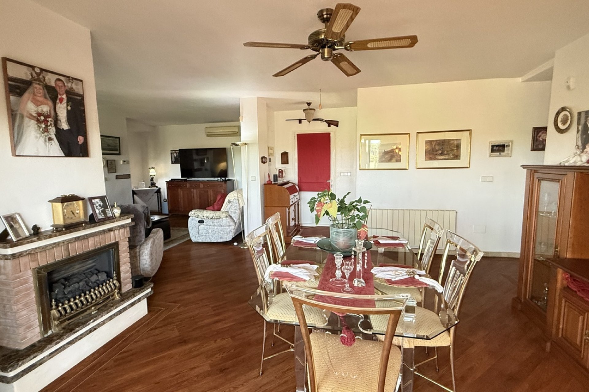 Resale - Villa - Villamartín