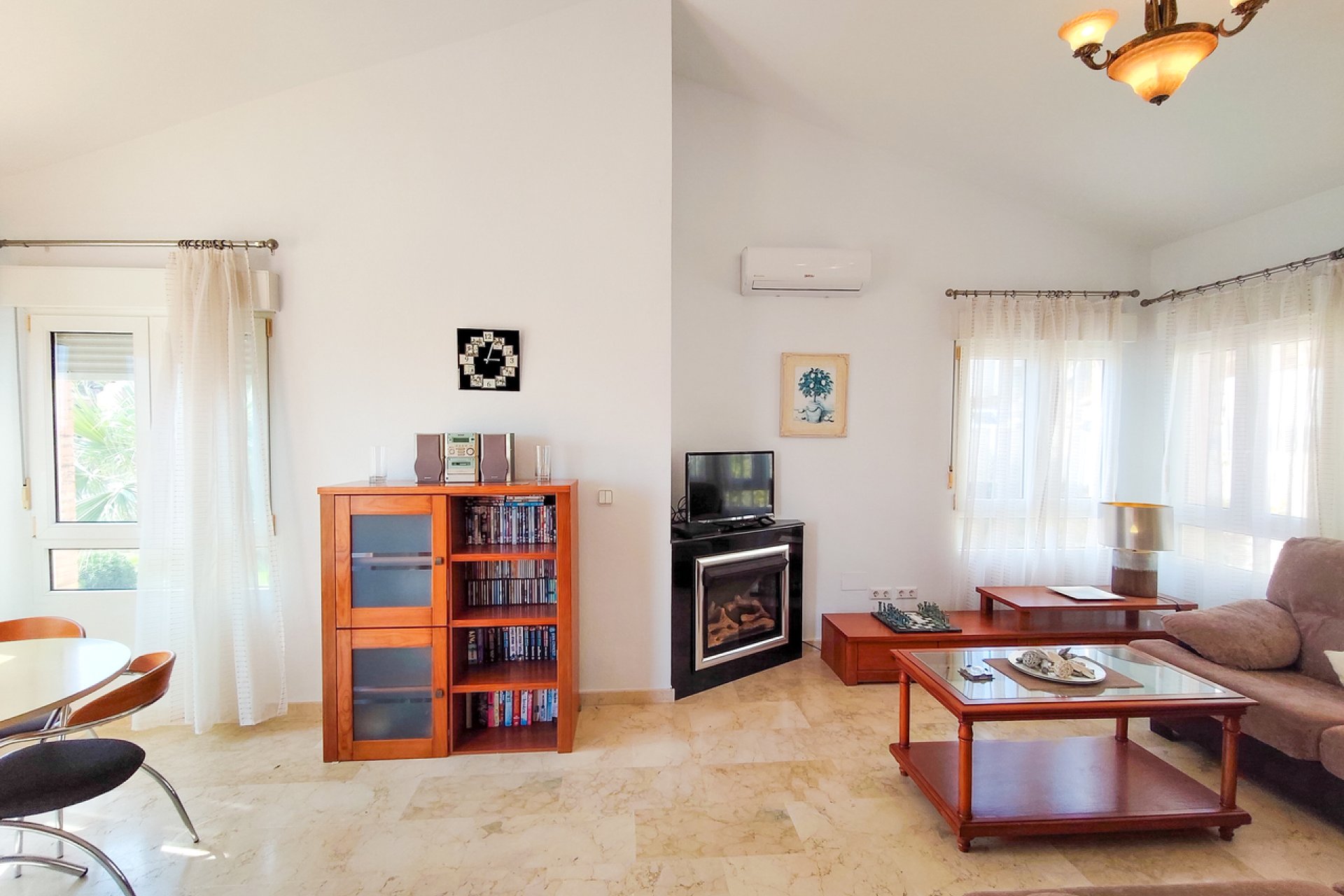 Resale - Villa - Villamartín