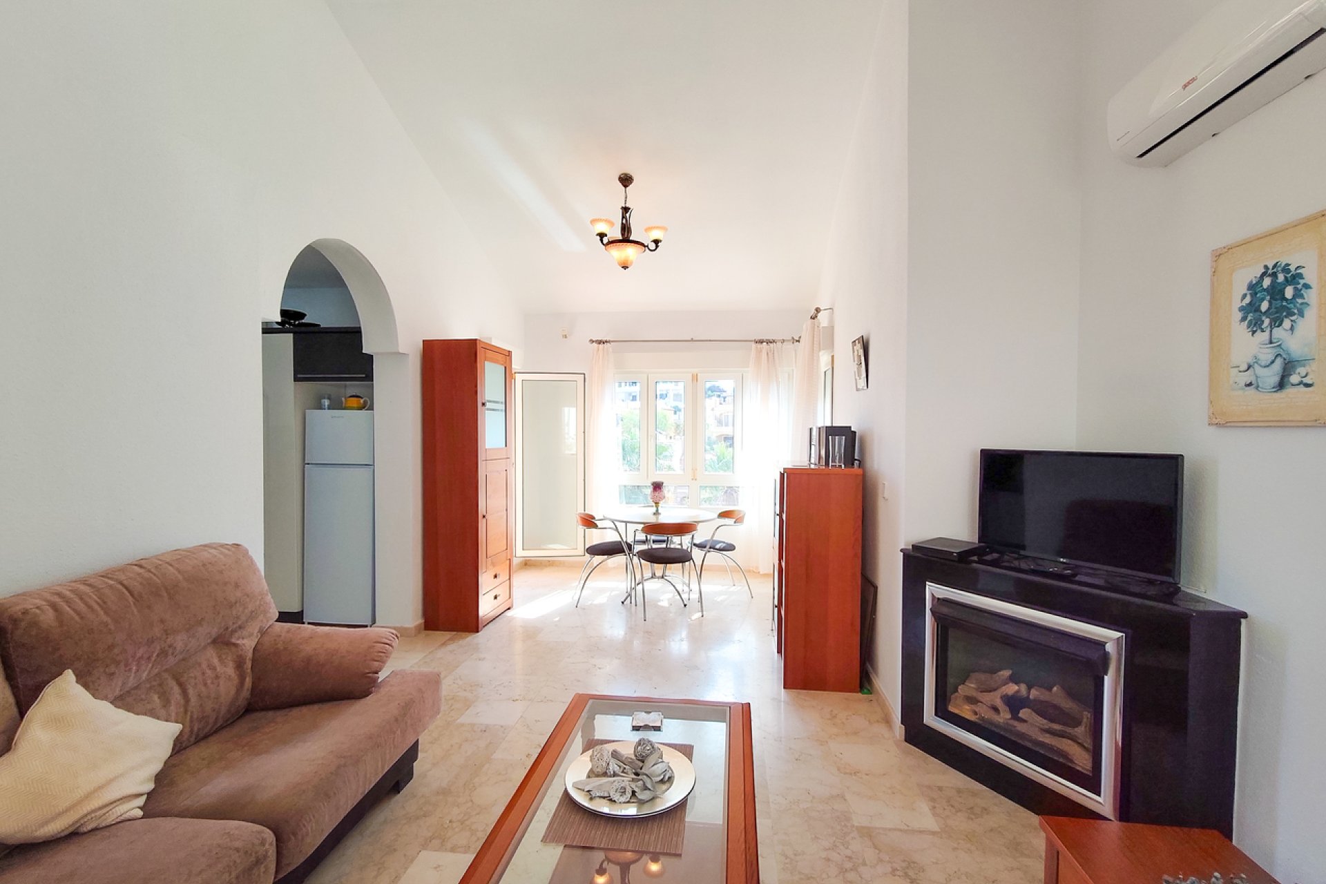 Resale - Villa - Villamartín